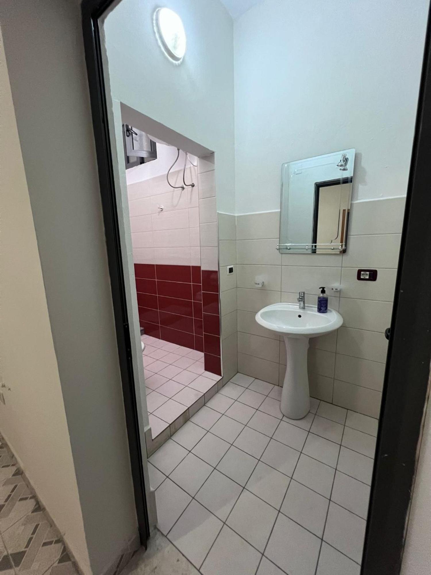 Hostel Internacional Grilla Kültér fotó
