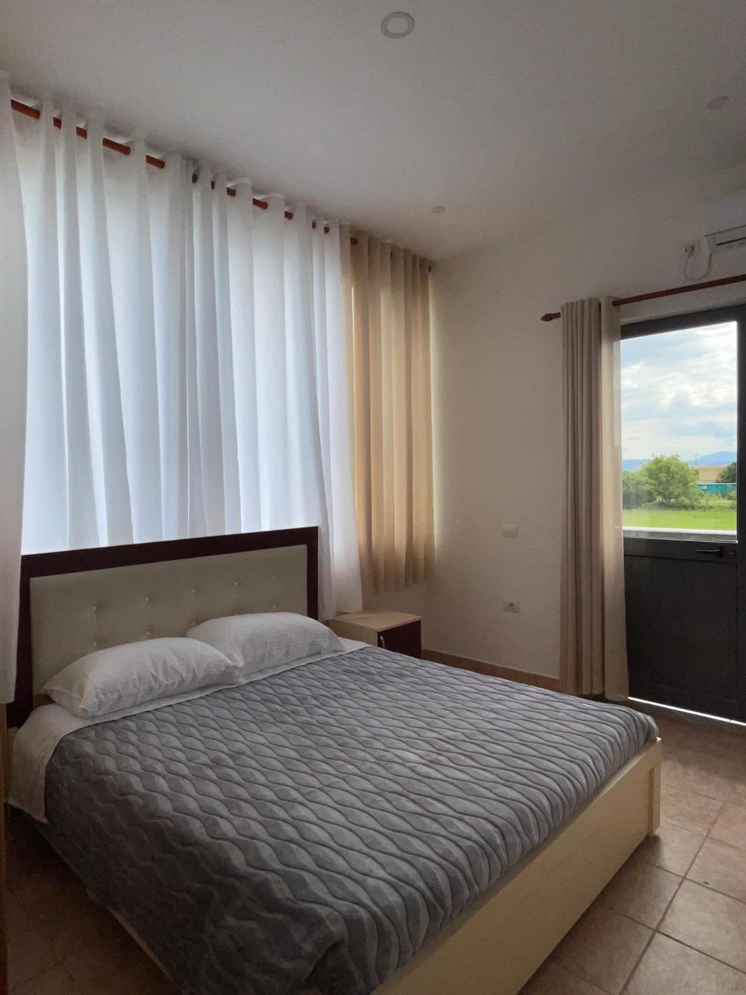 Hostel Internacional Grilla Kültér fotó